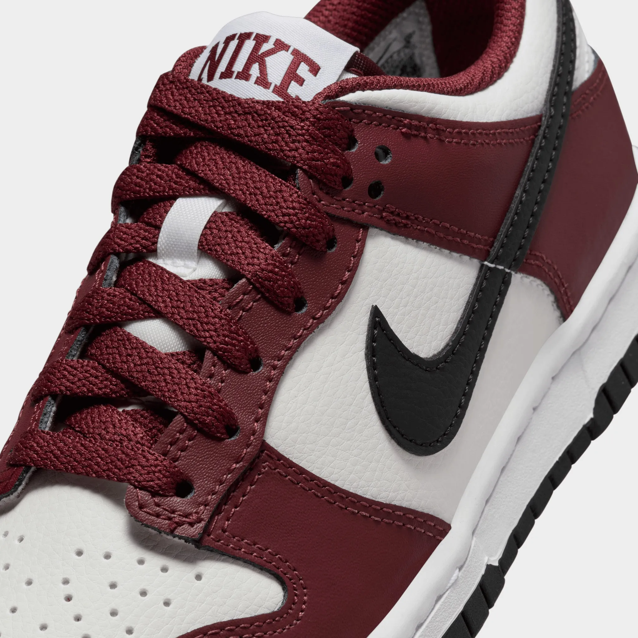 Friction reduction Nike Dunk Low GS Dark Team Red / Summit White - White