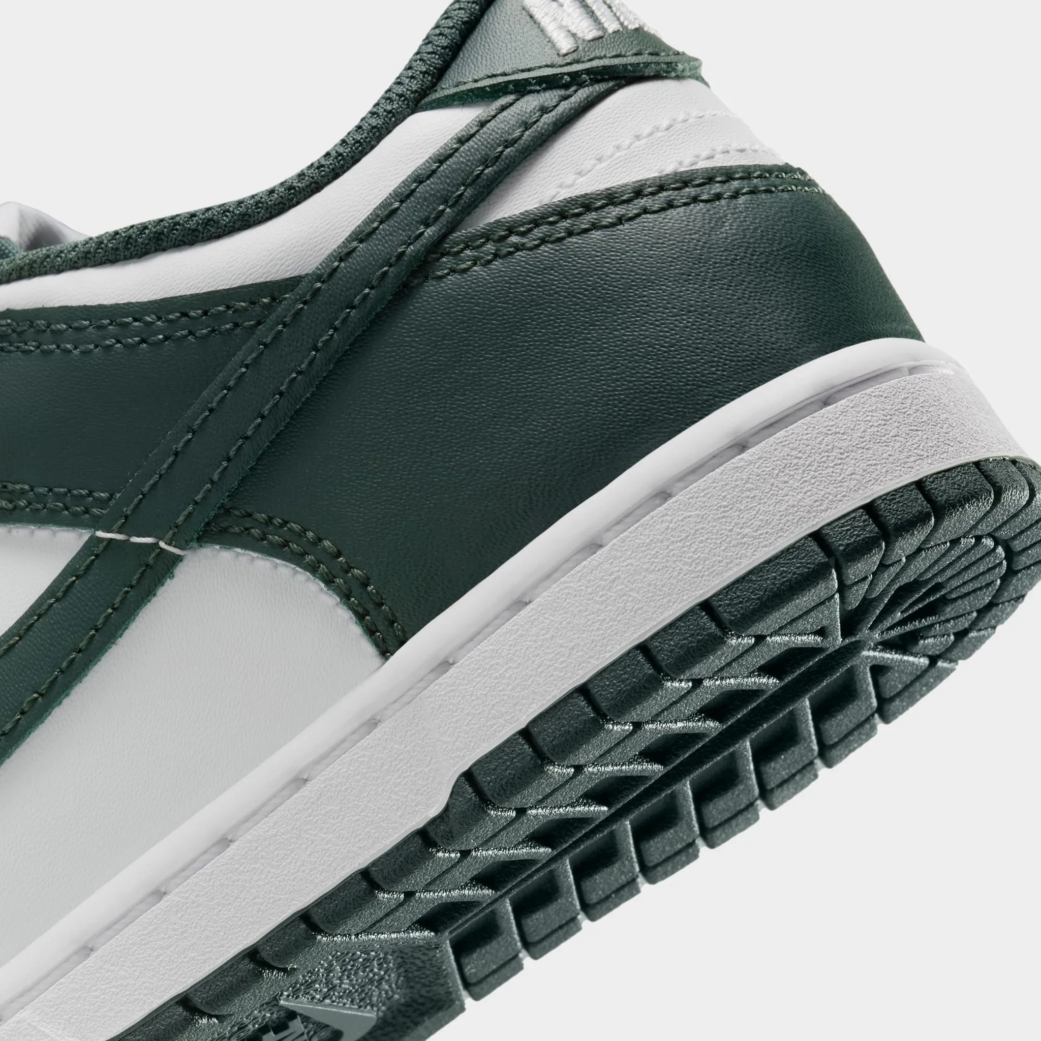 Night Game Lace Up Nike Dunk Low PS White / Vintage Green - White