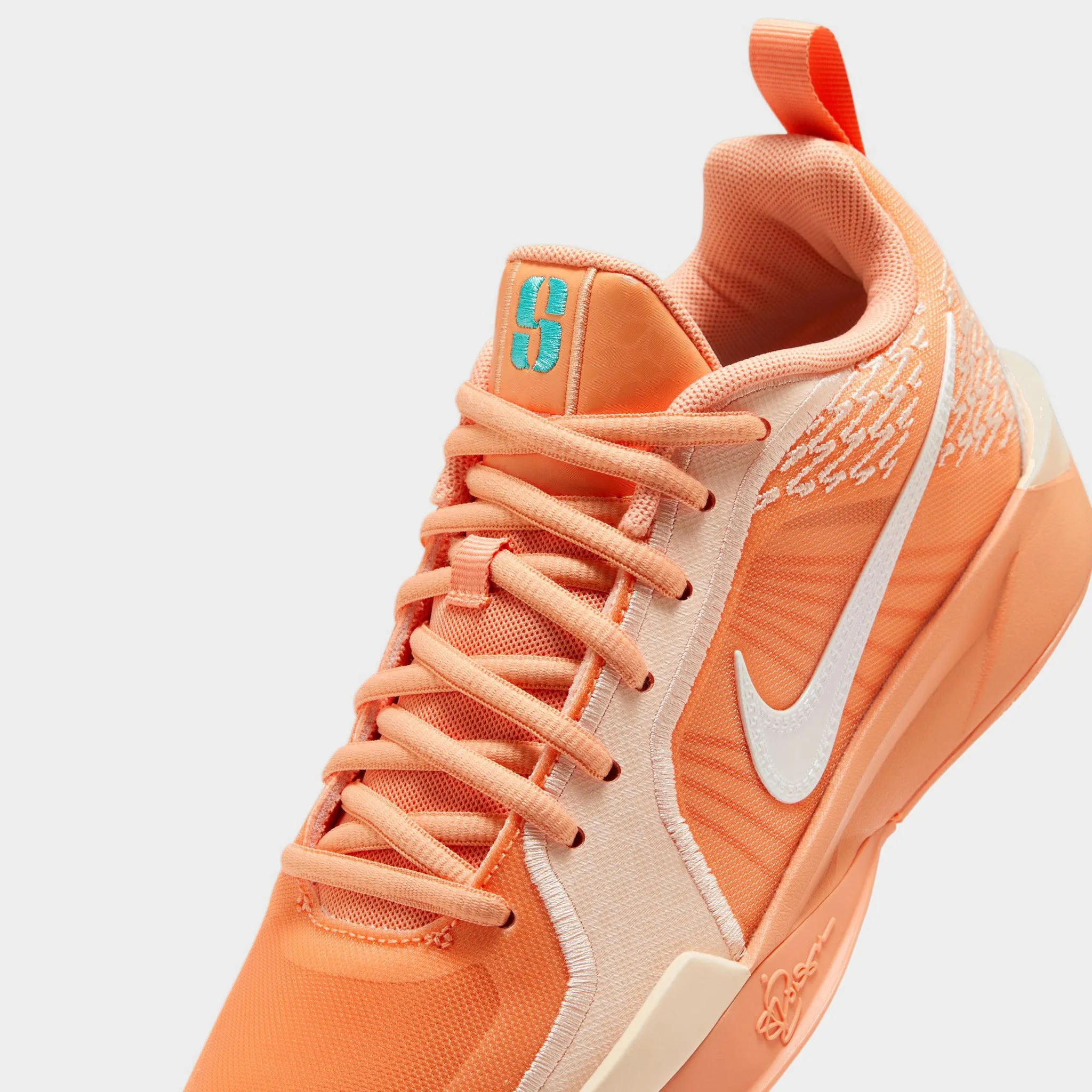 Fitted Traction Nike Sabrina 2 GS Apricot Agate / Light Bone - Washed Coral