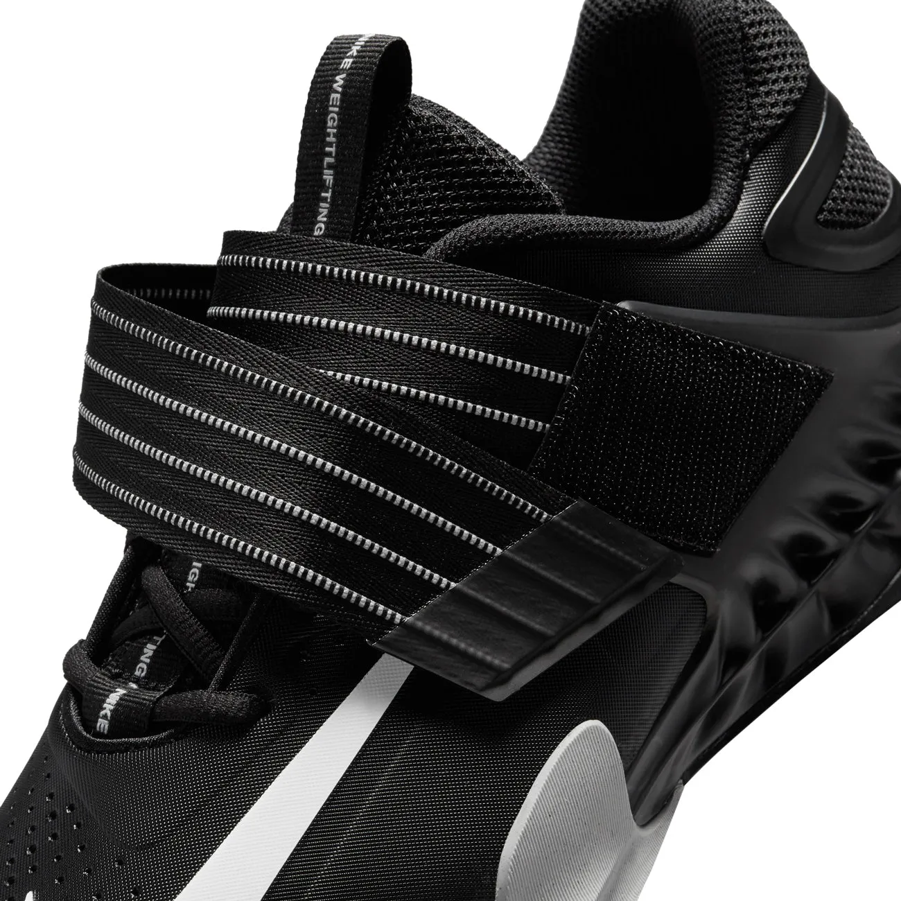 Nike Savaleos Baby Soft