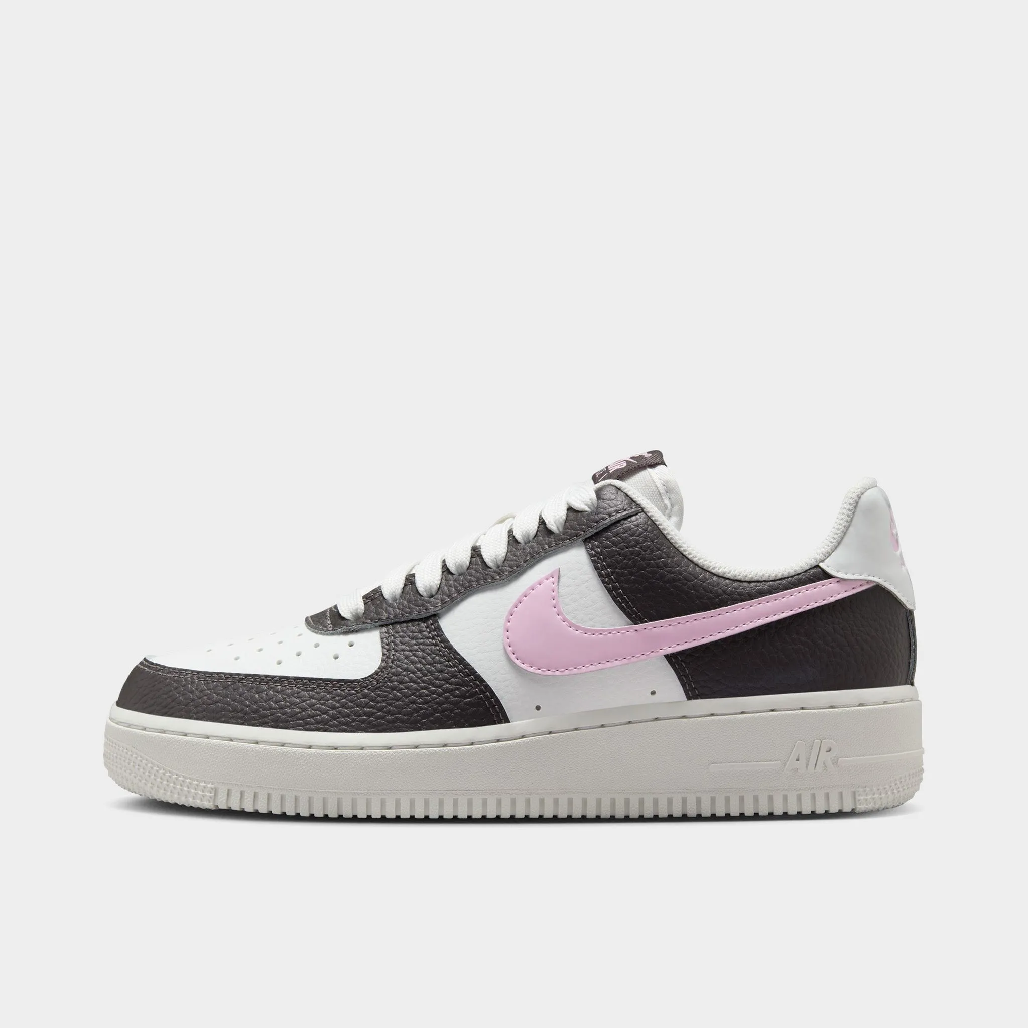 Nike Women's Air Force 1 '07 Summit White / Pink Foam - Medium Ash Street traction