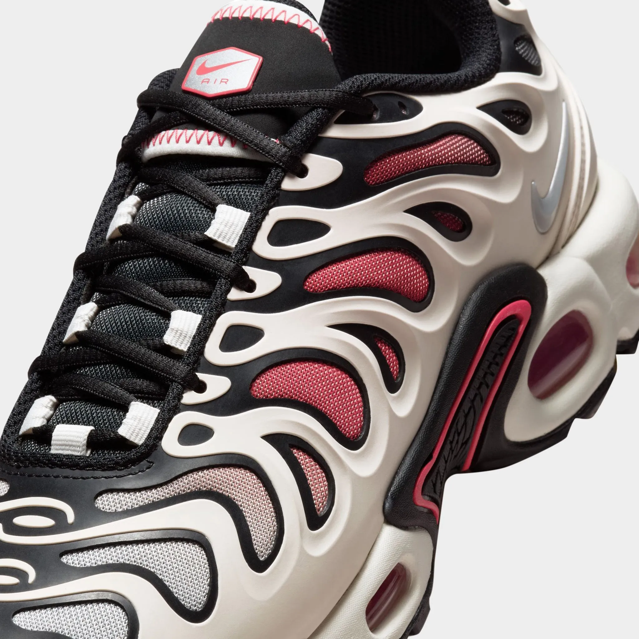 Nike Women's Air Max Plus Drift Phantom / Metallic Silver - Black Textured Upper Stacked Heel