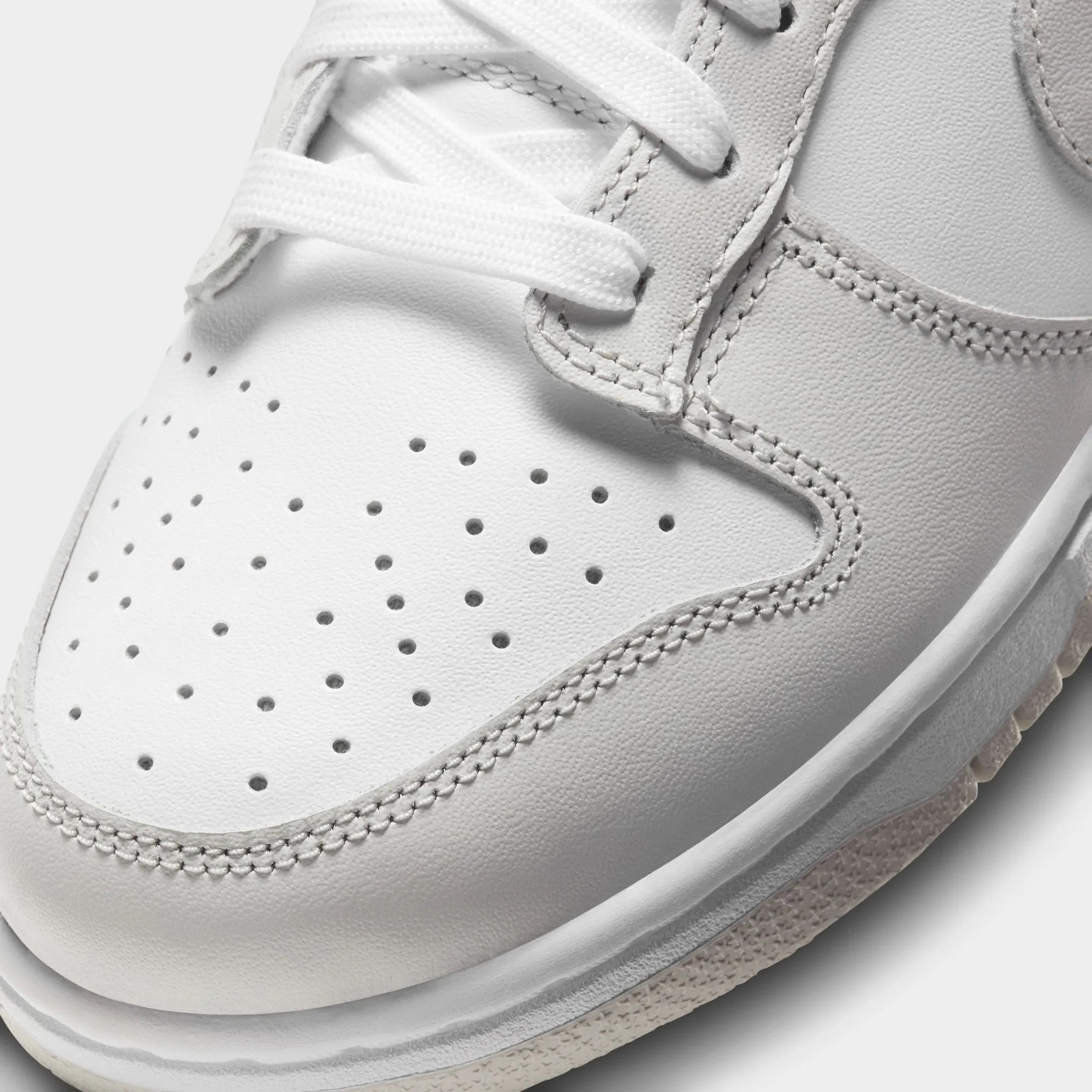 Durable Toe Guard Sneakers Athletic Design Nike Womens Dunk Low White / Photon Dust - White