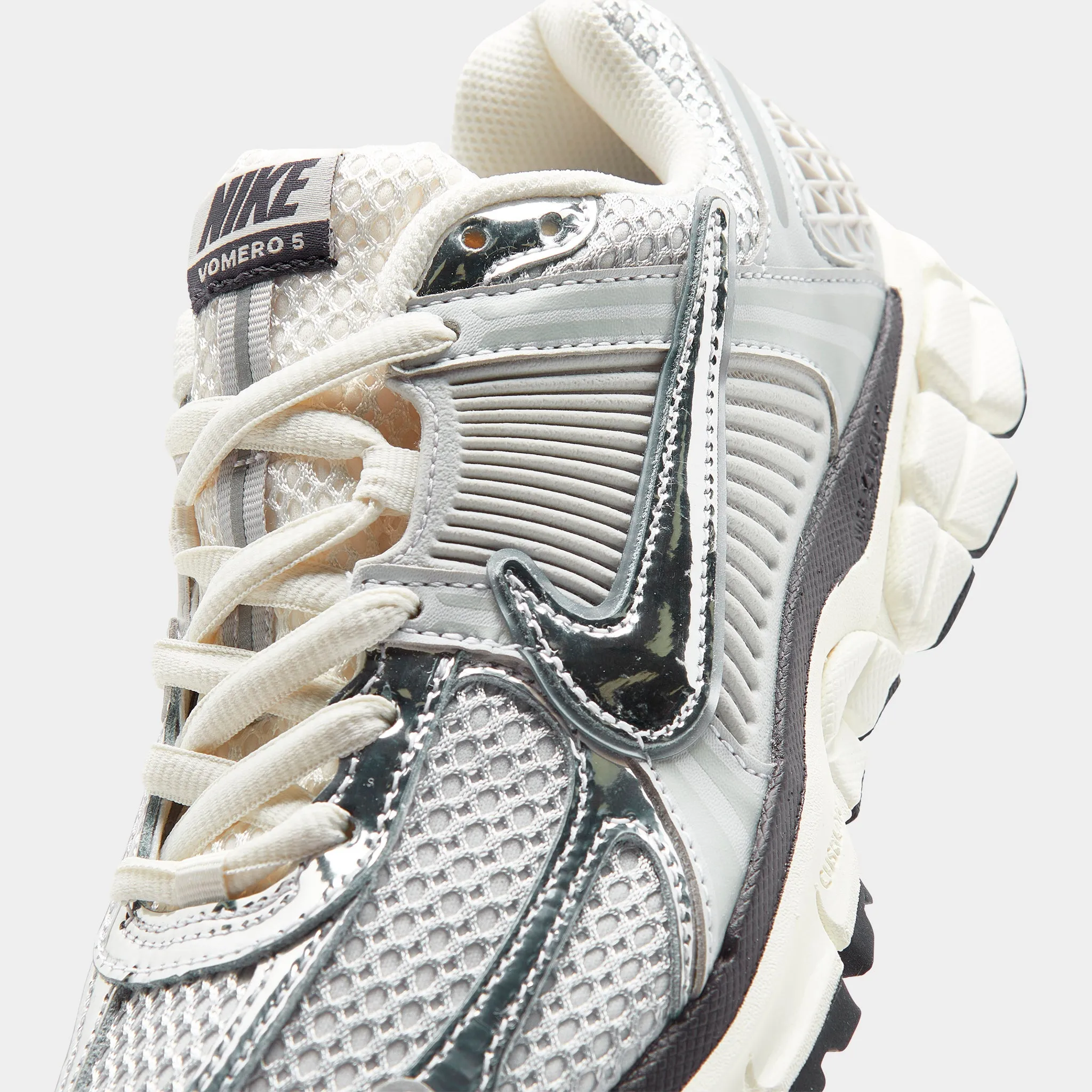 Nike Women's Zoom Vomero 5 Photon Dust / Chrome - Gridiron Memory Foam Collar Easy Slip On