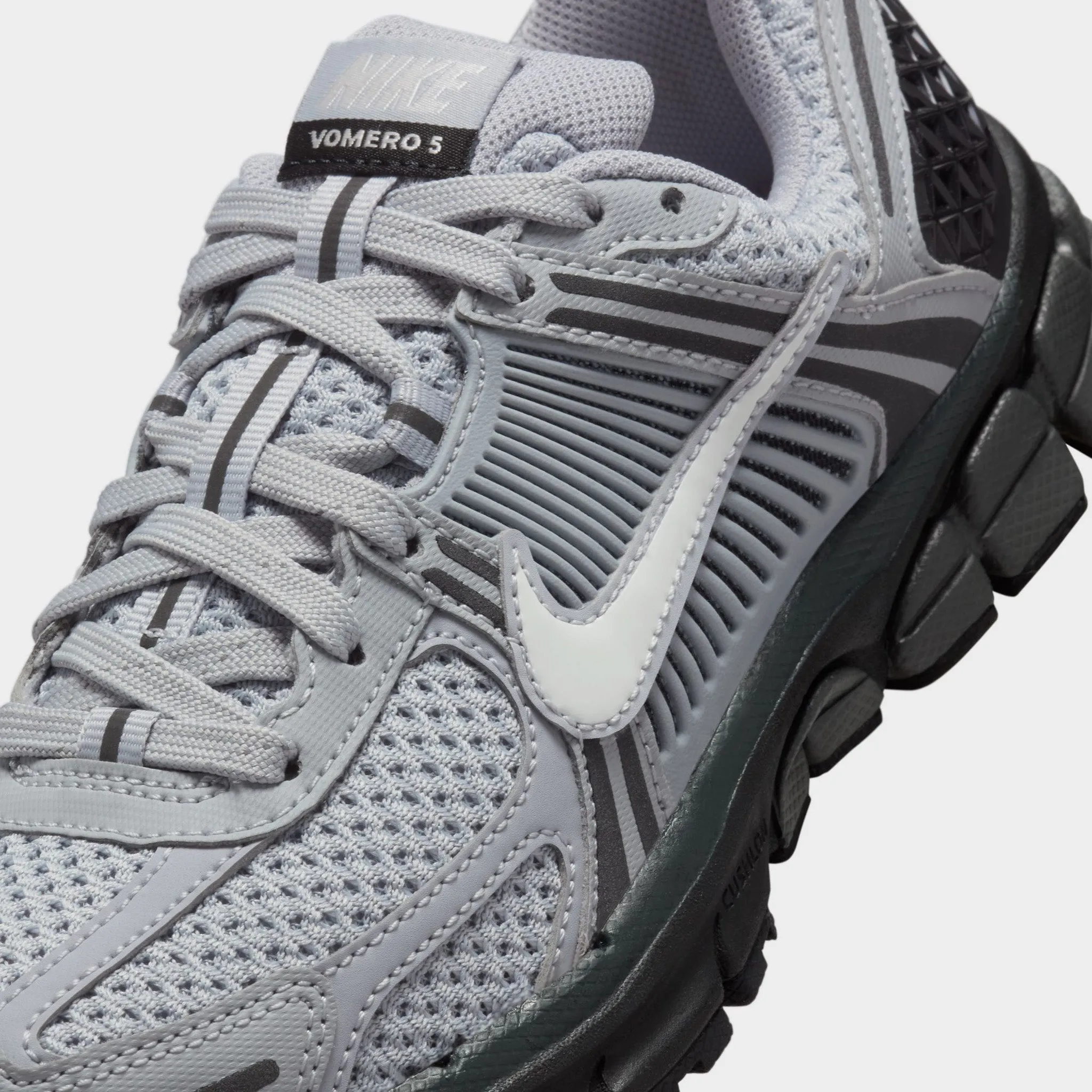 Urban Cool Nike Zoom Vomero 5 GS Wolf Grey / Summit White - Black