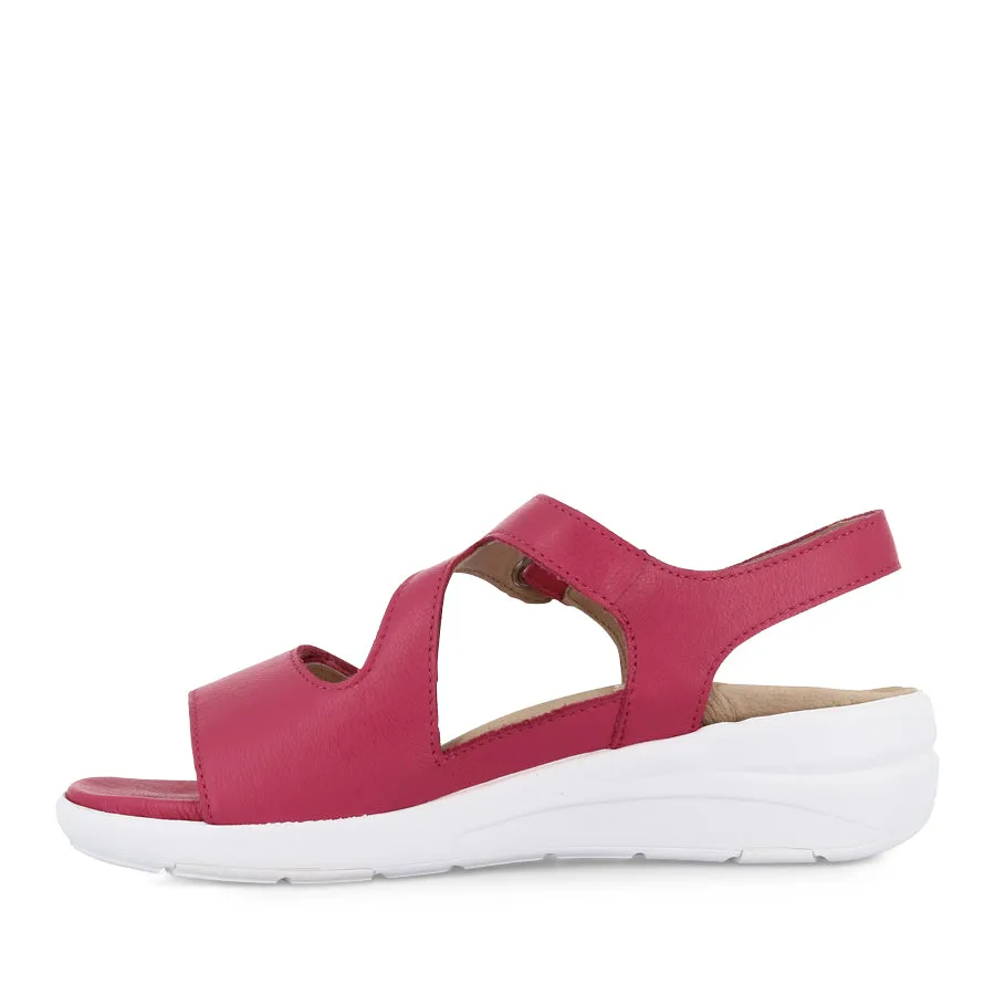 NILA XW - FUCHSIA LEATHER Slip On
