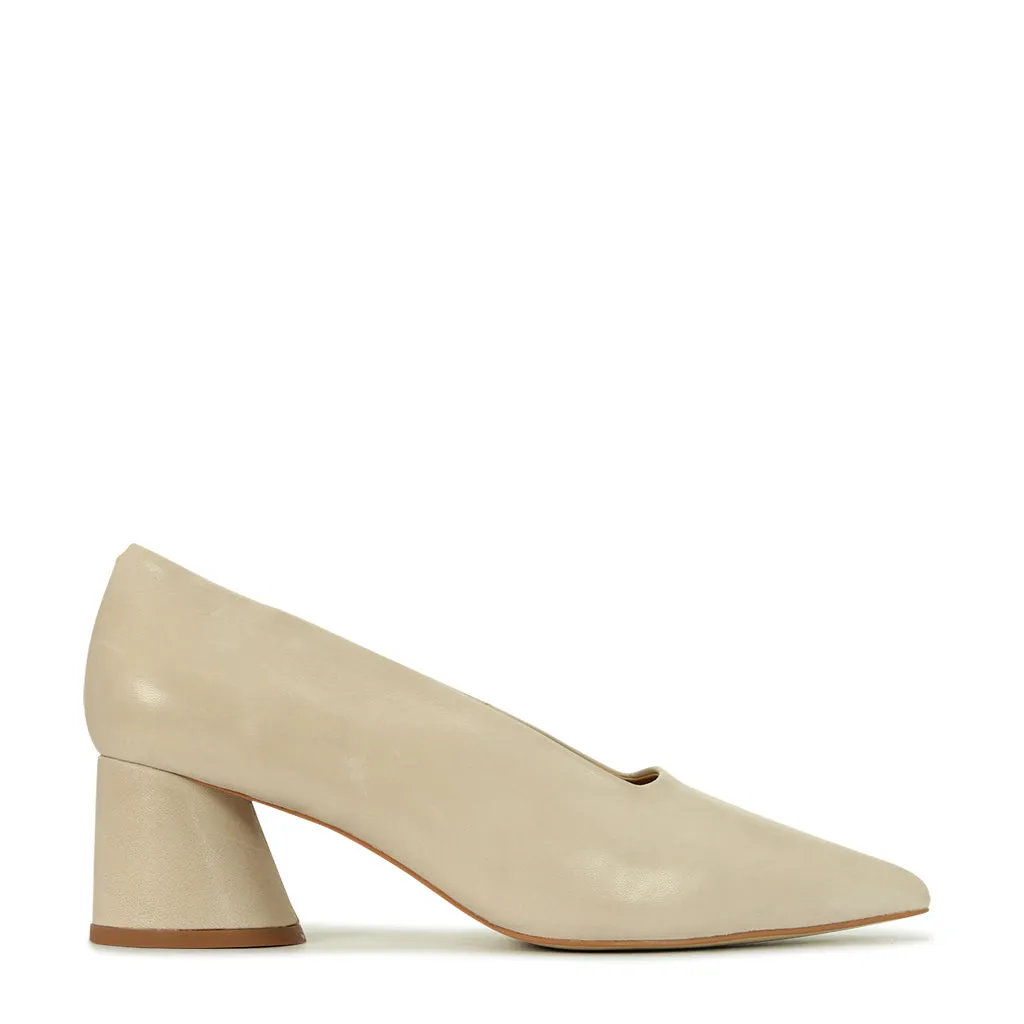 HALOS Casual Footwear