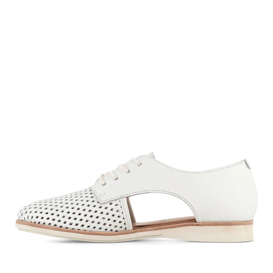 SIDECUT PUNCH - SPORTS WHITE LEATHER Breathable Fit All-Purpose Wear