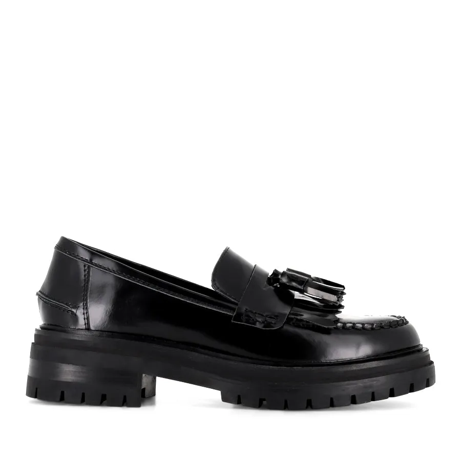 ARRIN - BLACK BOX LEATHER Even Step Closed   Toe