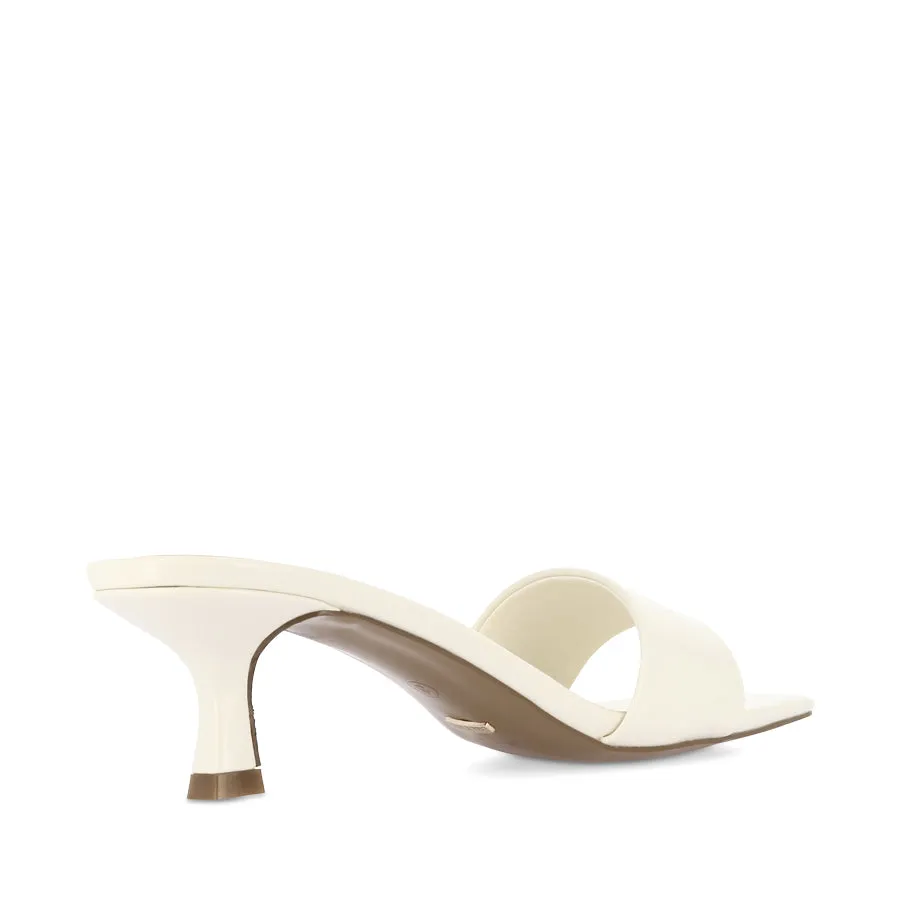 OLGA - IVORY SHINE Trail Run Low Heel