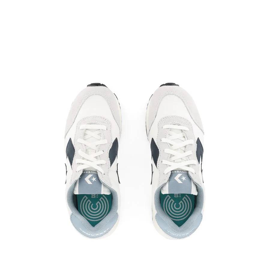 OMEGA TRAINER LOW - BARELY GREY/VINTAGE WHITE/OBSIDIAN Endurance Style. Long Travel