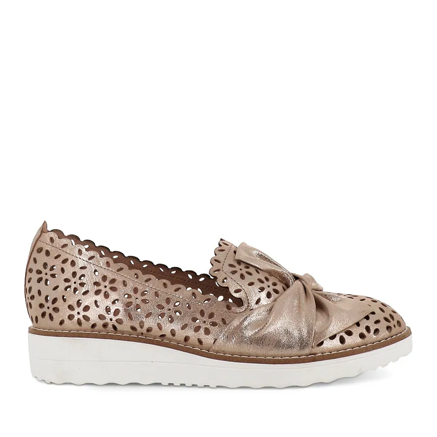 OMILLA - PLATINO SCRATCH LEATHER Soft Steps