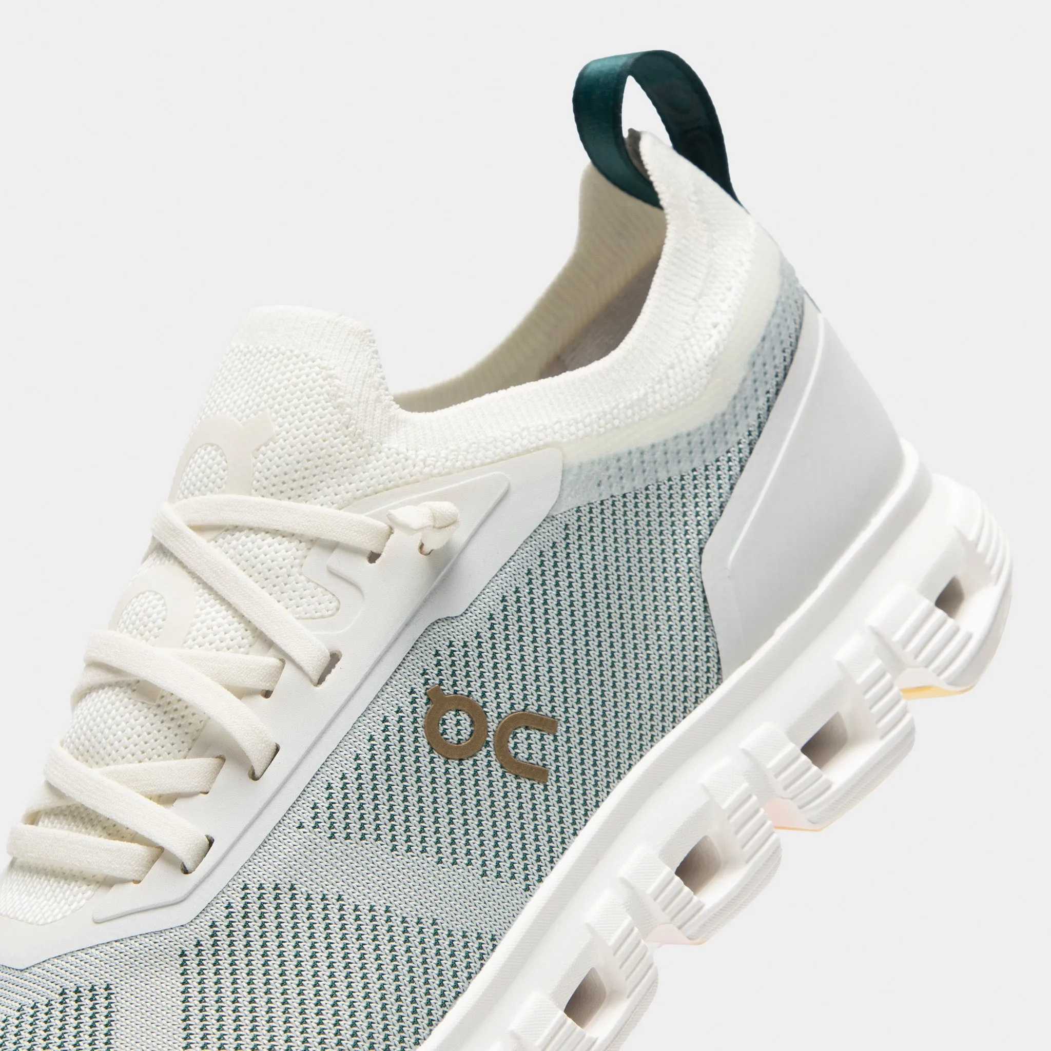 Multi Terrain Grip Aerobic Flex Sole On Cloud 6 Versa White / Green - Gold