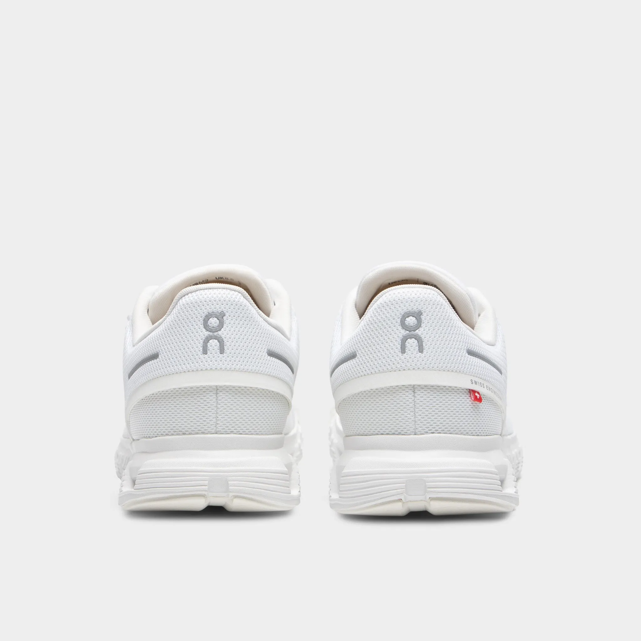 On Cloud 6 White / White PaddedCollar Easy Walk