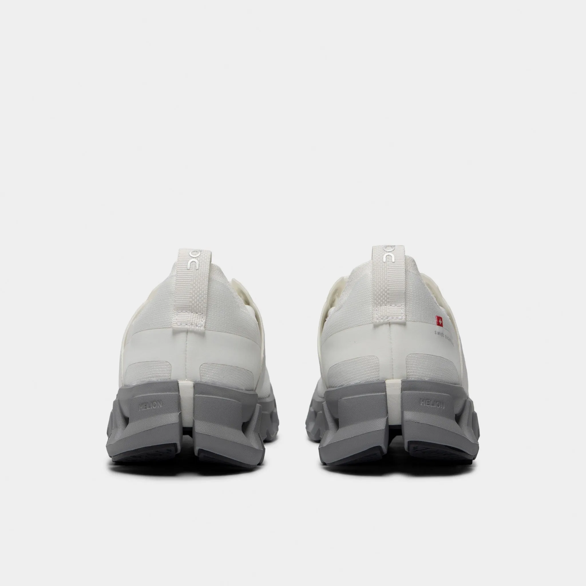 On Cloudswift 4 Ivory / Alloy Commuter Ready
