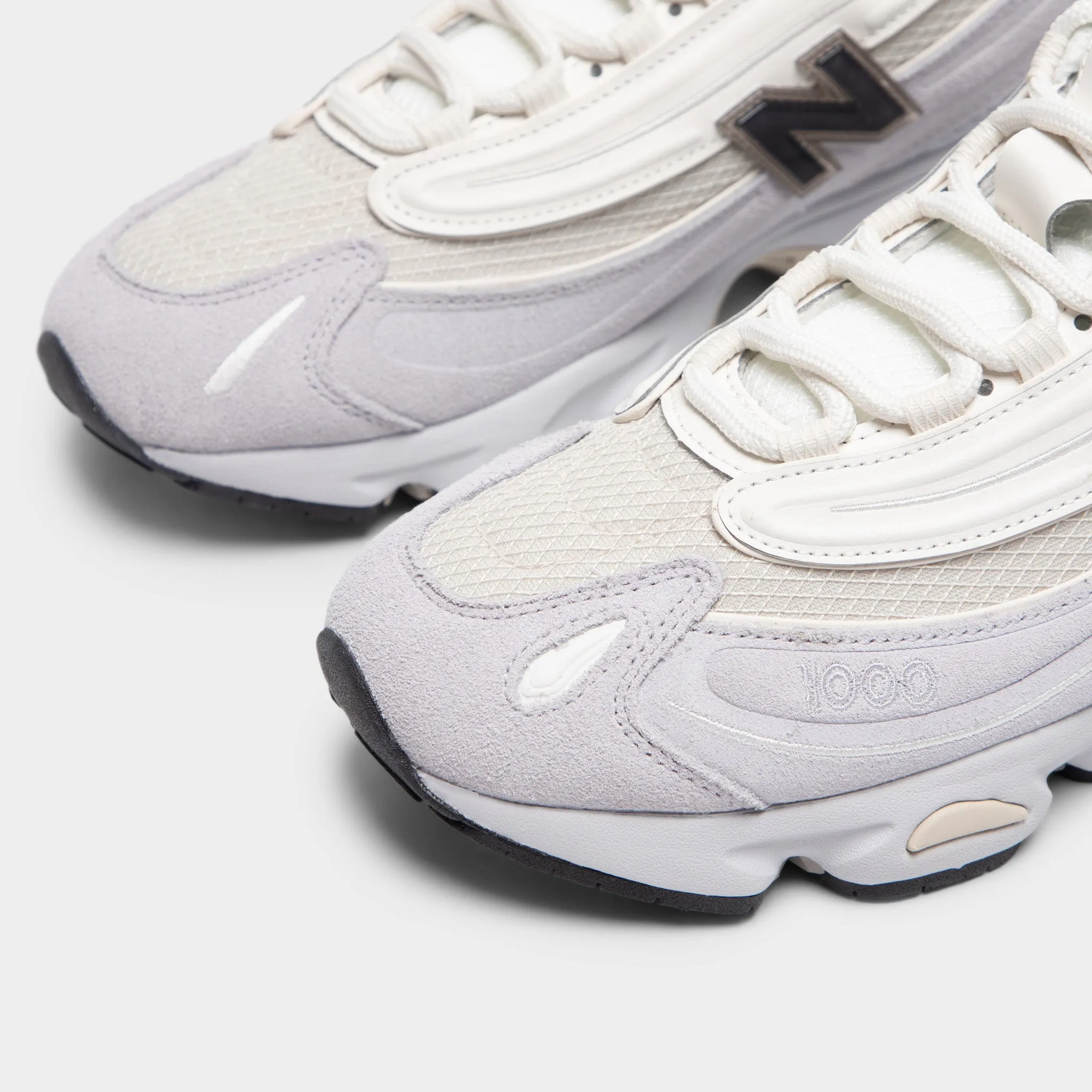 New Balance M1000 Pearl / Black Casual Outfit