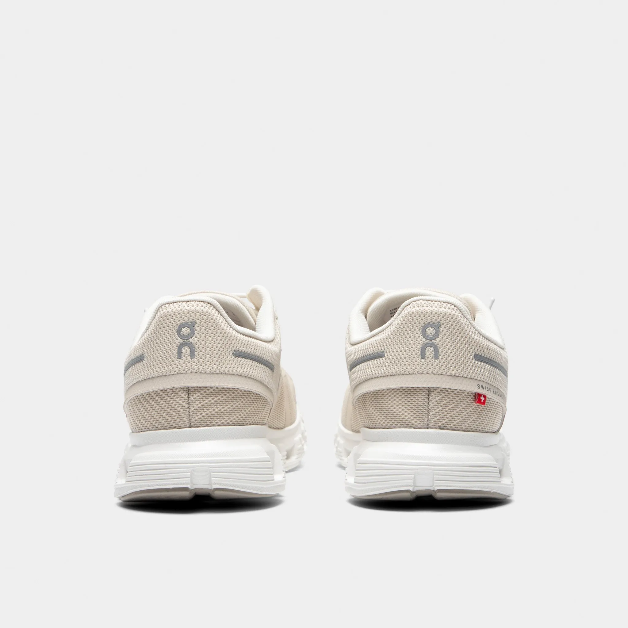 LightweightSole On Women's Cloud 6 Pearl / White