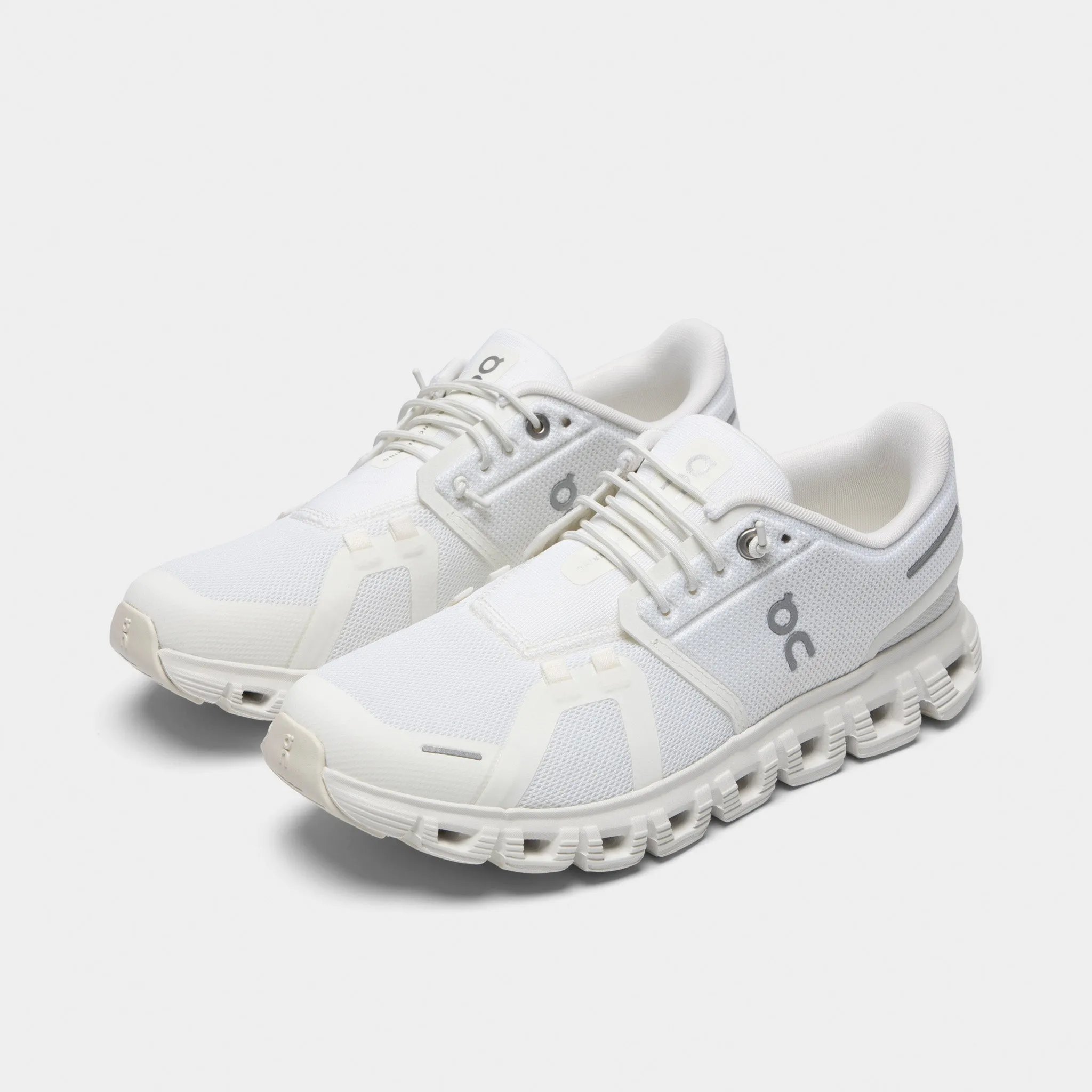 Quick Adjustment Quiet Ground On Women's Cloud 6 White / White