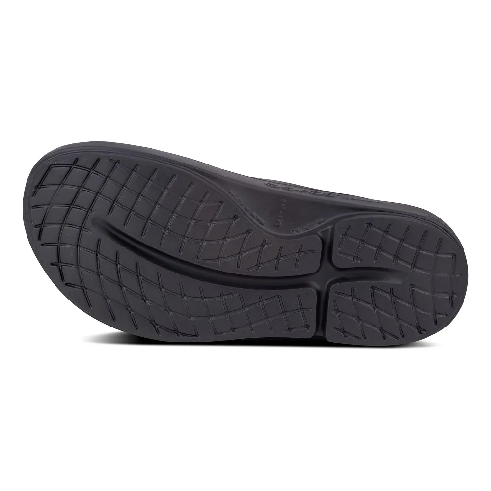 OOFOS Ooahh Slide Trend-setting silhouette lace - up