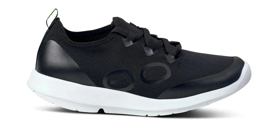 OOFOS OOMG SPORT LACE-UP - BLACK & WHITE - 5076WHTBLK Joint Care Beach Vibe