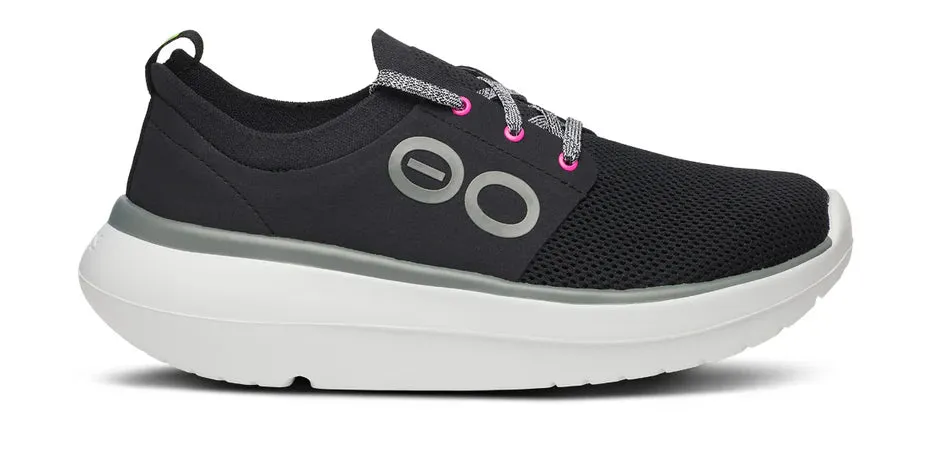 OOFOS OOMY STRIDE - BLACK & WHITE Power Grip Comfort Shank