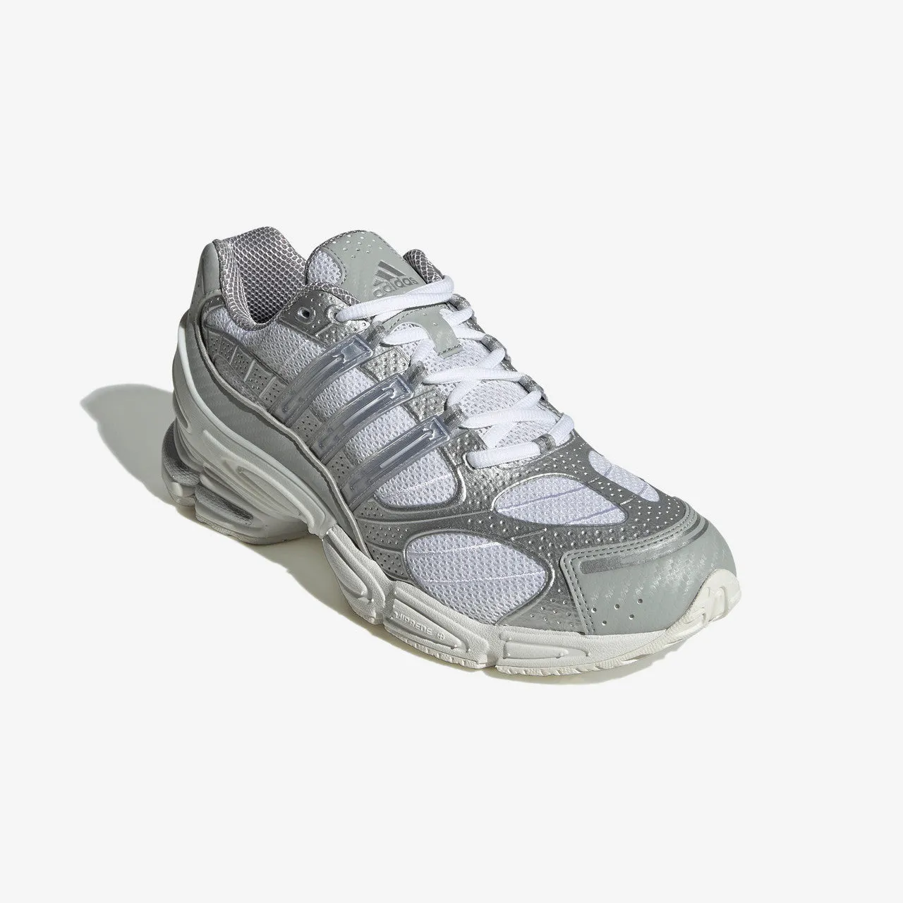 Ozweego Pro partygoers' sandals ventilation - level