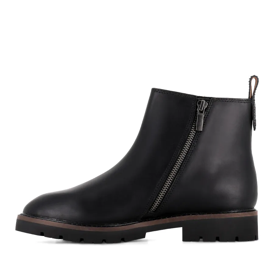 SAGE - BLACK LEATHER Snow Season