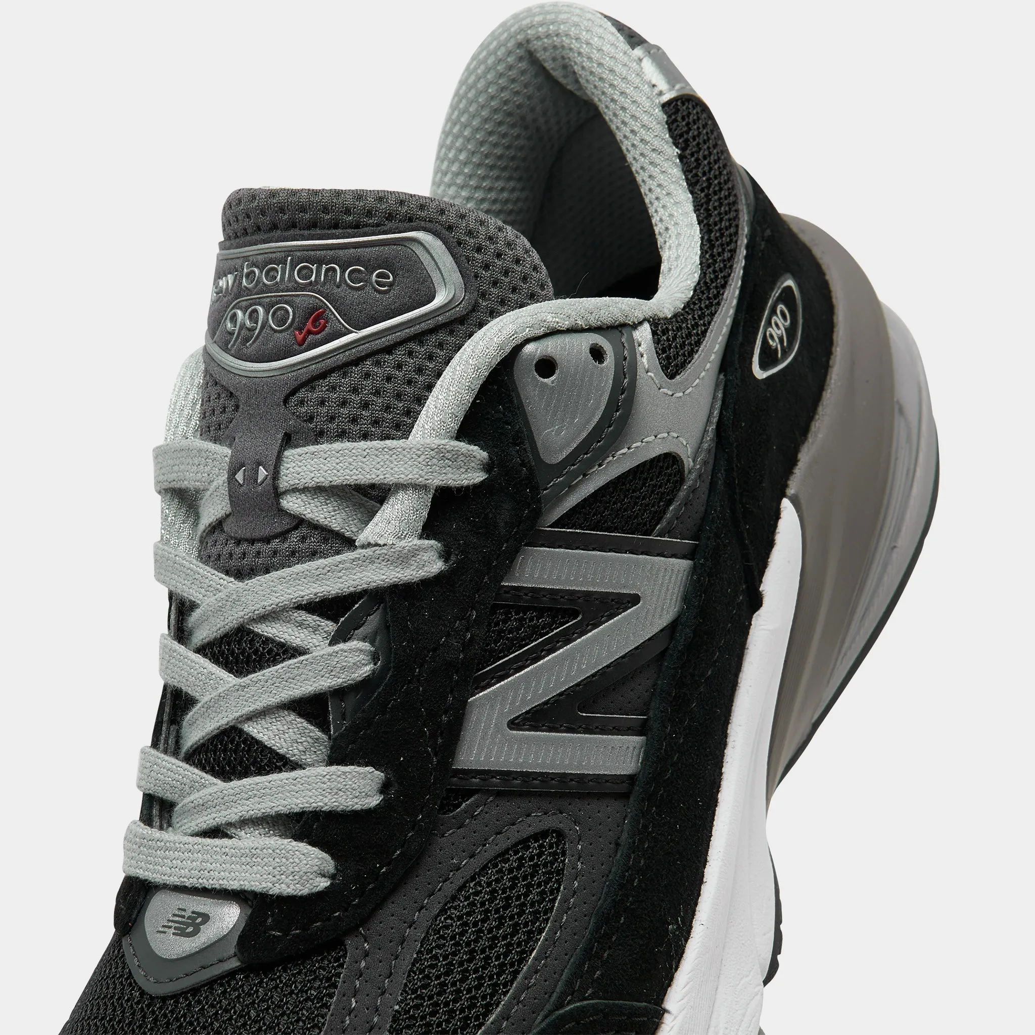Relaxed Step New Balance Women's MADE in USA W990BK6 / Black