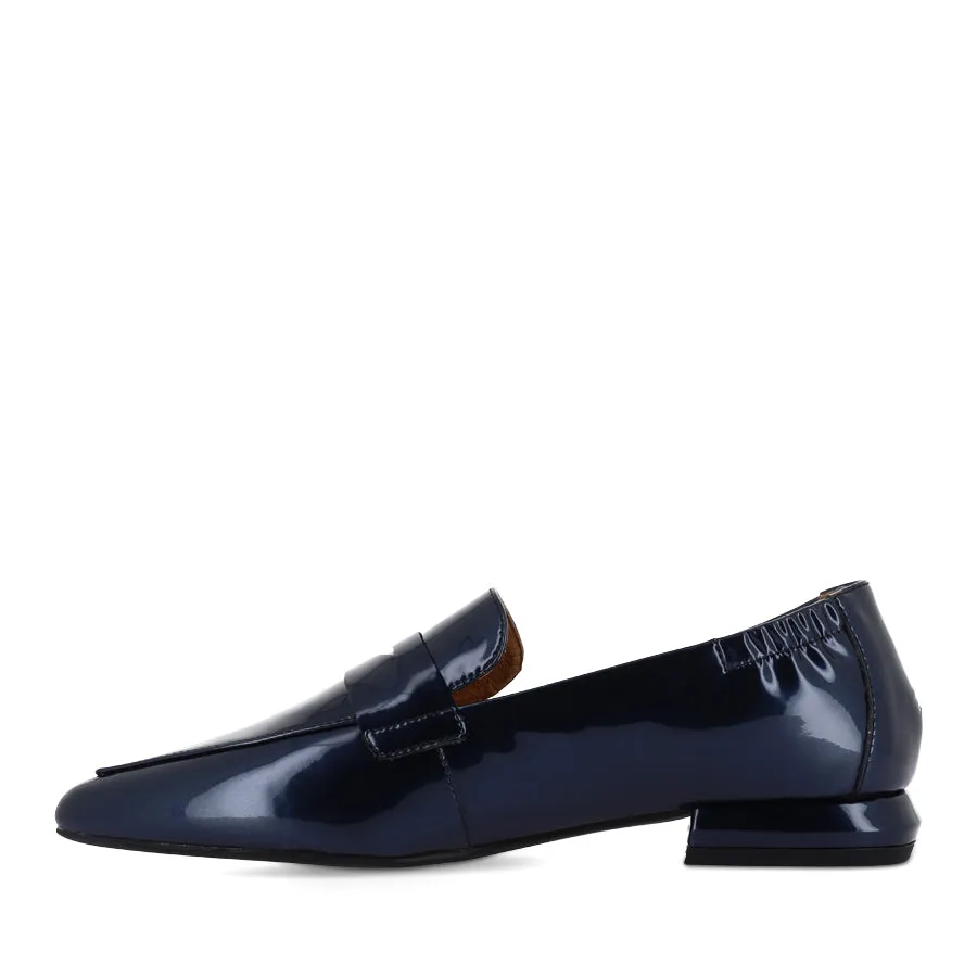 PALOLO - NAVY CRINKLE PATENT Long Way Urban Path