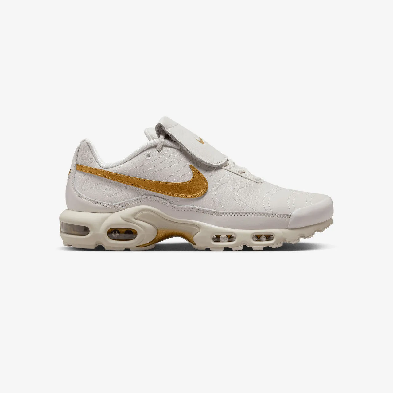 Functional shock absorption Premium materials Air Max Plus TNPO