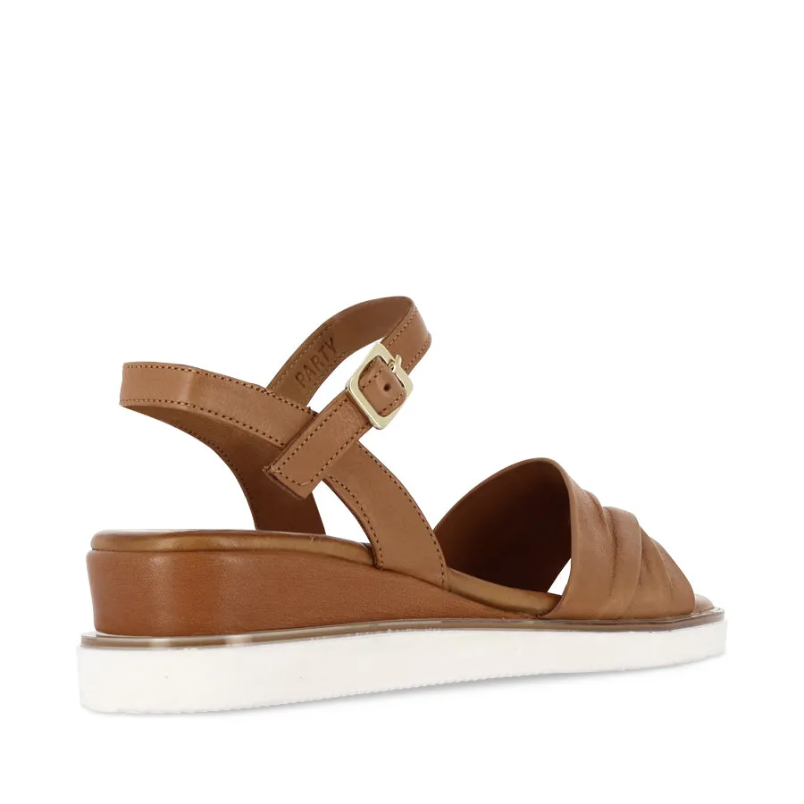 PARTY - TAN LEATHER