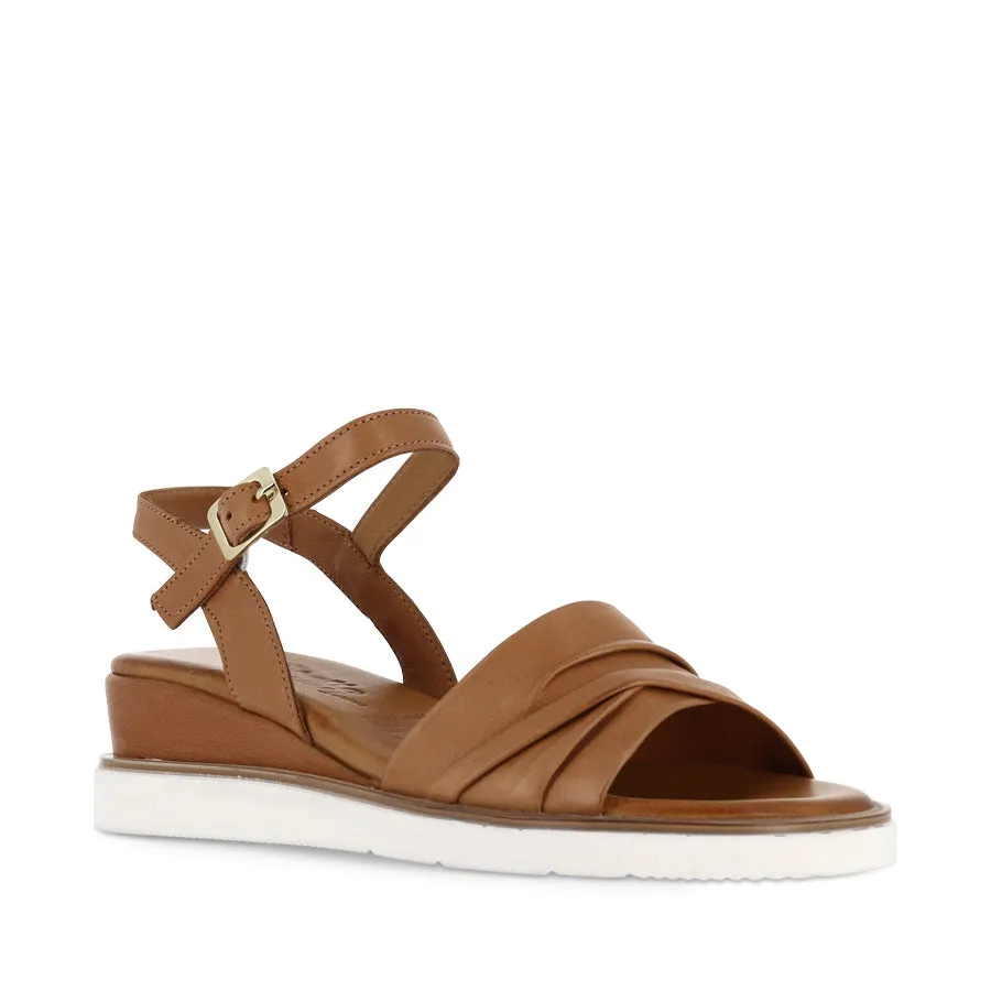 PARTY - TAN LEATHER