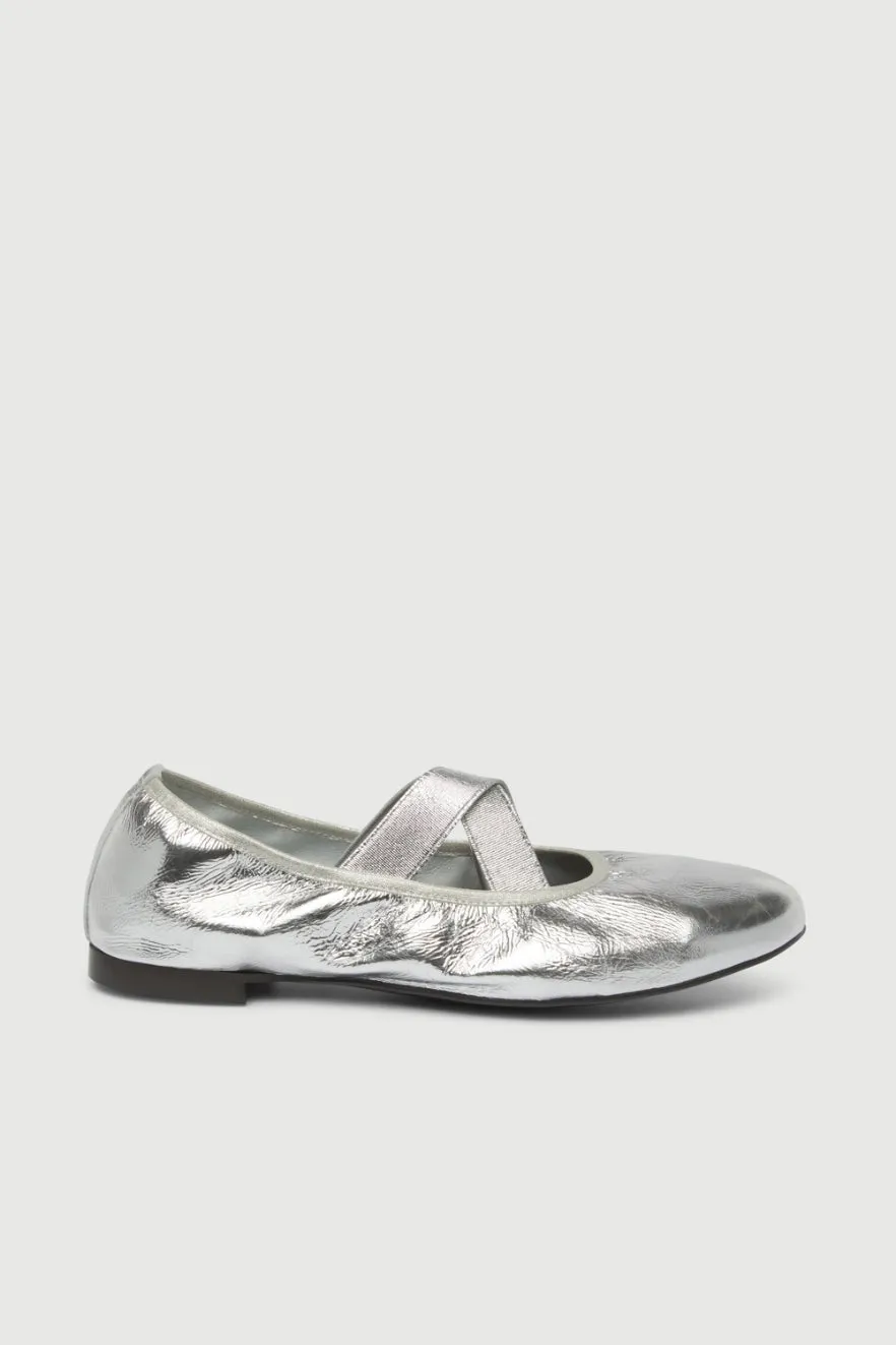 Square Toe Elegant Footwear Bettina Ballet Flats in Silver Leather