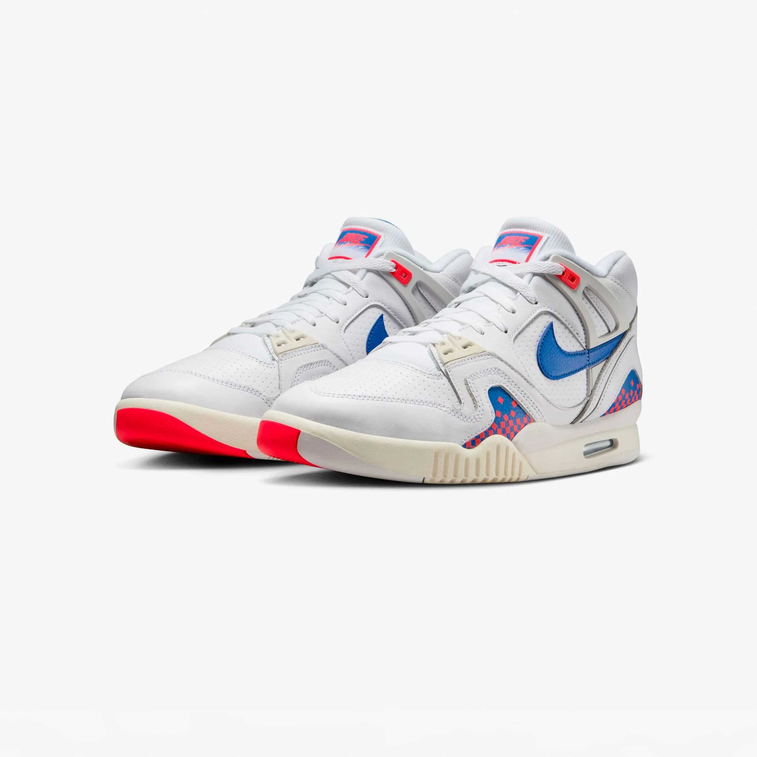 Air Tech Challenge 2 Eye - Catching
