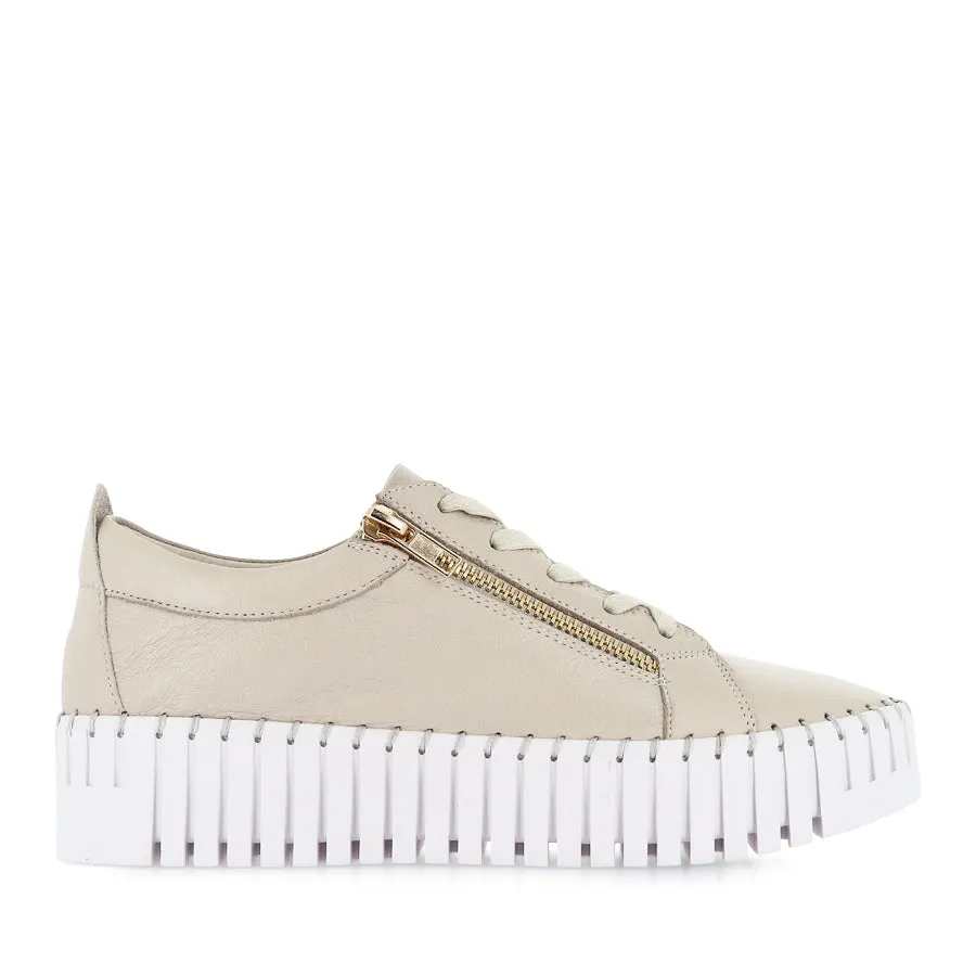 BUMP - MACADAMIA LEATHER Slip Resistant Grooves HyperDurable Outsole Compound