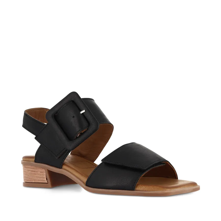 Social Walk Walk Out POLINA - BLACK LEATHER