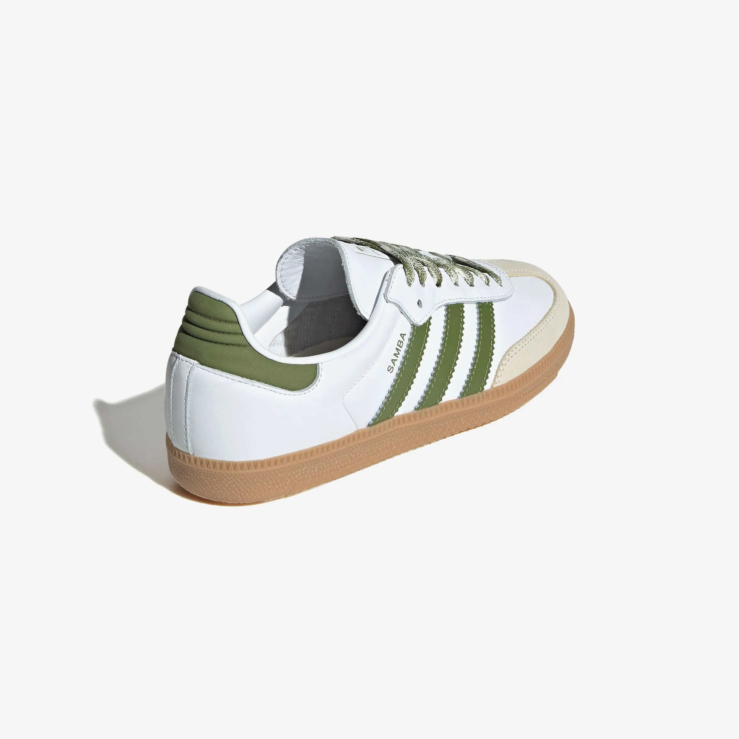 Wmns Samba OG trendy teenagers