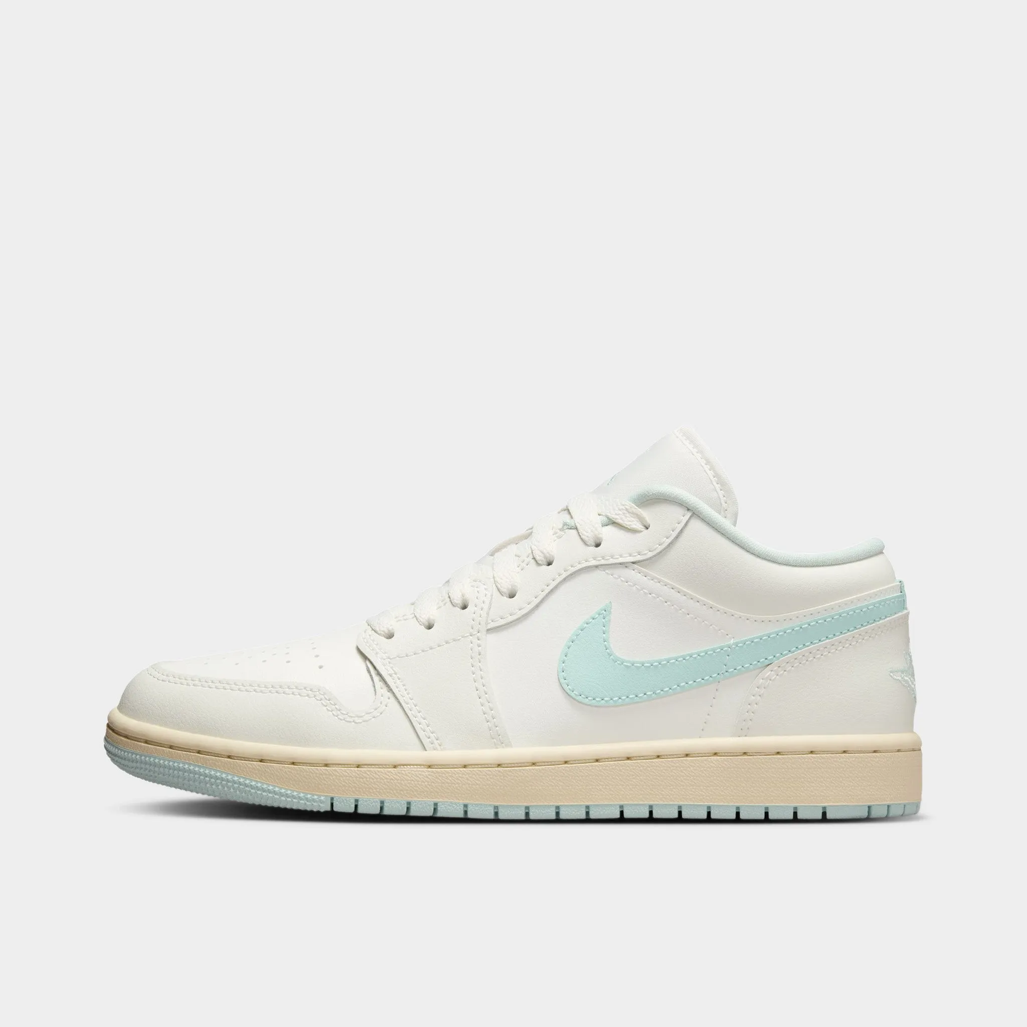 Ventilation Channel System Jordan Women's 1 Low Sail / Igloo