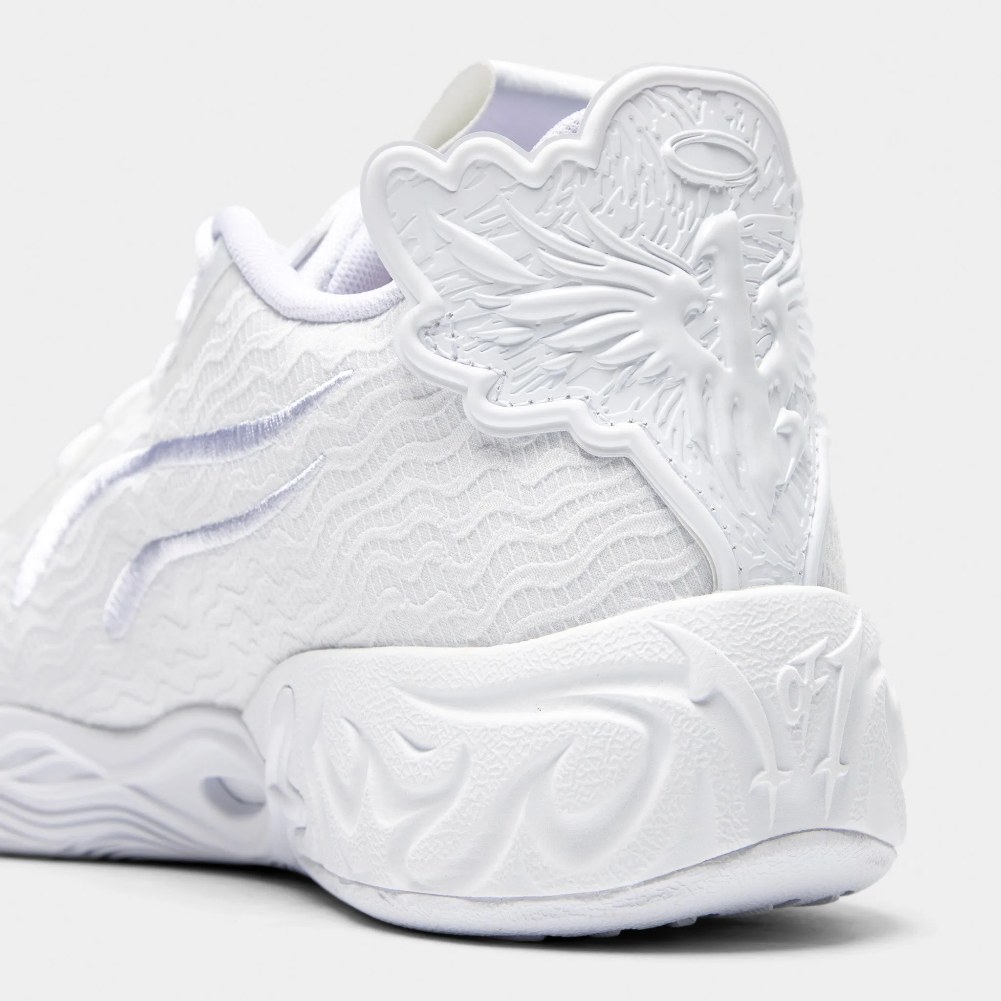 Training Use All terrain PUMA Melo 4  " Lo Ice" White / Sun Struck