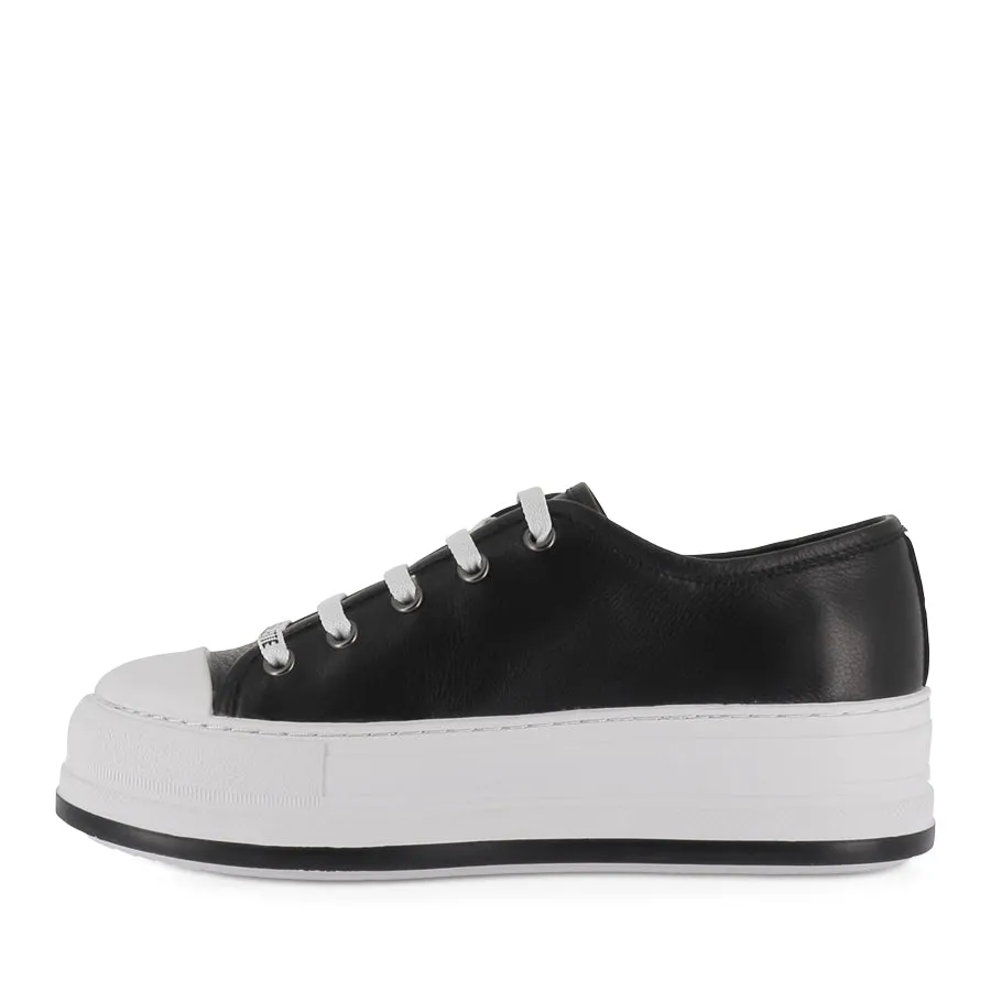 GIZA - BLACK LEATHER Anti Slip Feature Petal Path