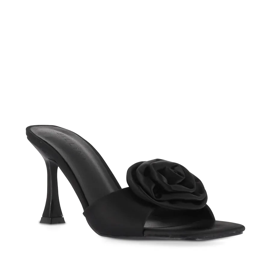 QUINELLA - BLACK SATIN Taste Glow Taste Tour