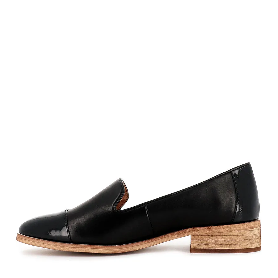 RANDOM - BLACK LEATHER BLACK PATENT Supportive Heel