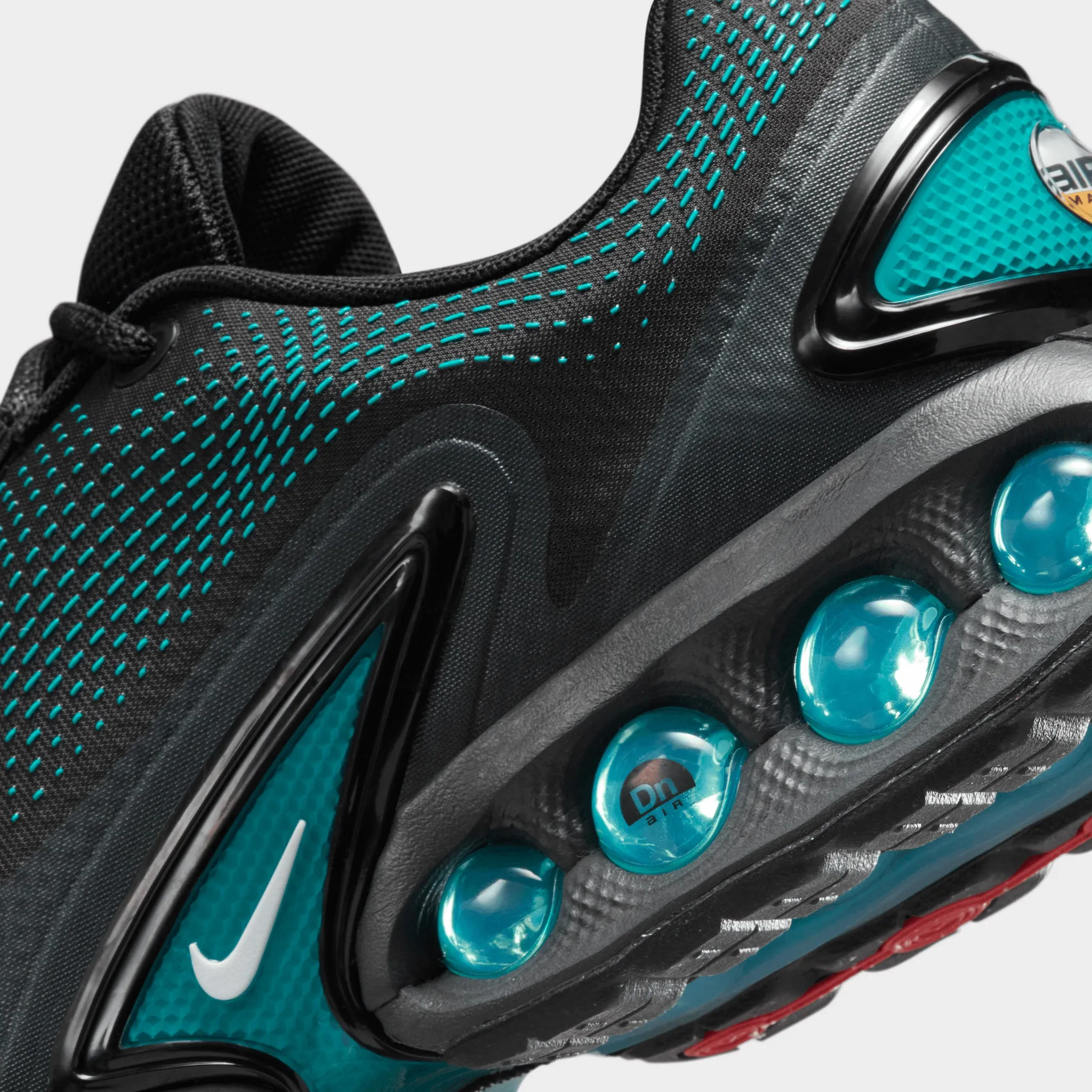 Nike Air Max DN ES Black / White - Dusty Cactus Urban Look