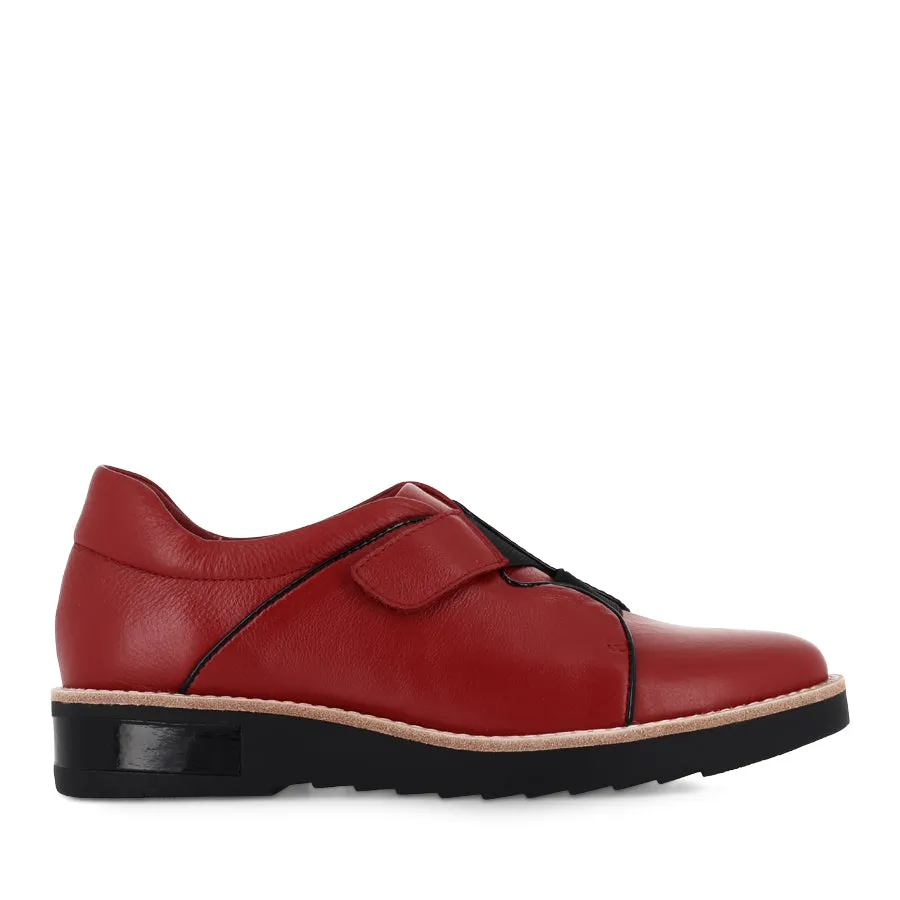 REINYS - DARK RED BLACK LEATHER PATENT Minimal Design Toe Cap