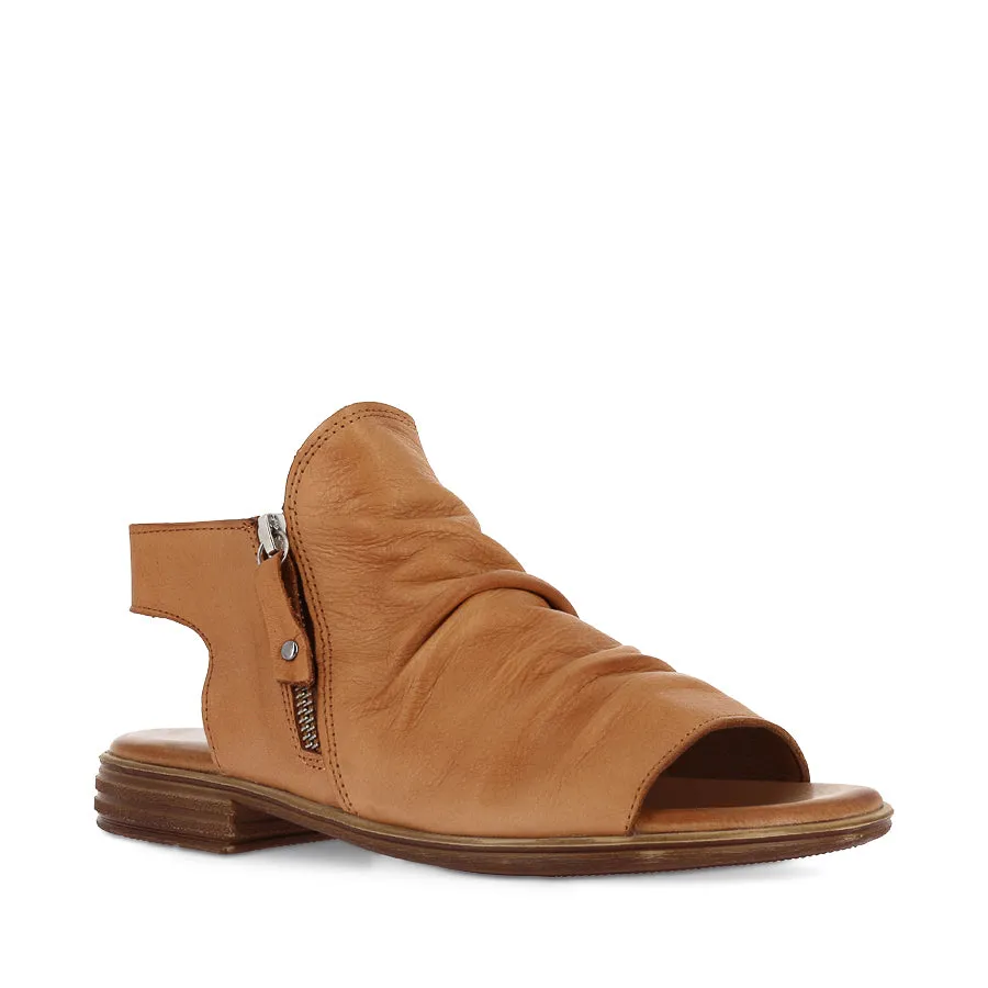 Comfortable Travel Sandals MILLIE - COCONUT LEATHER
