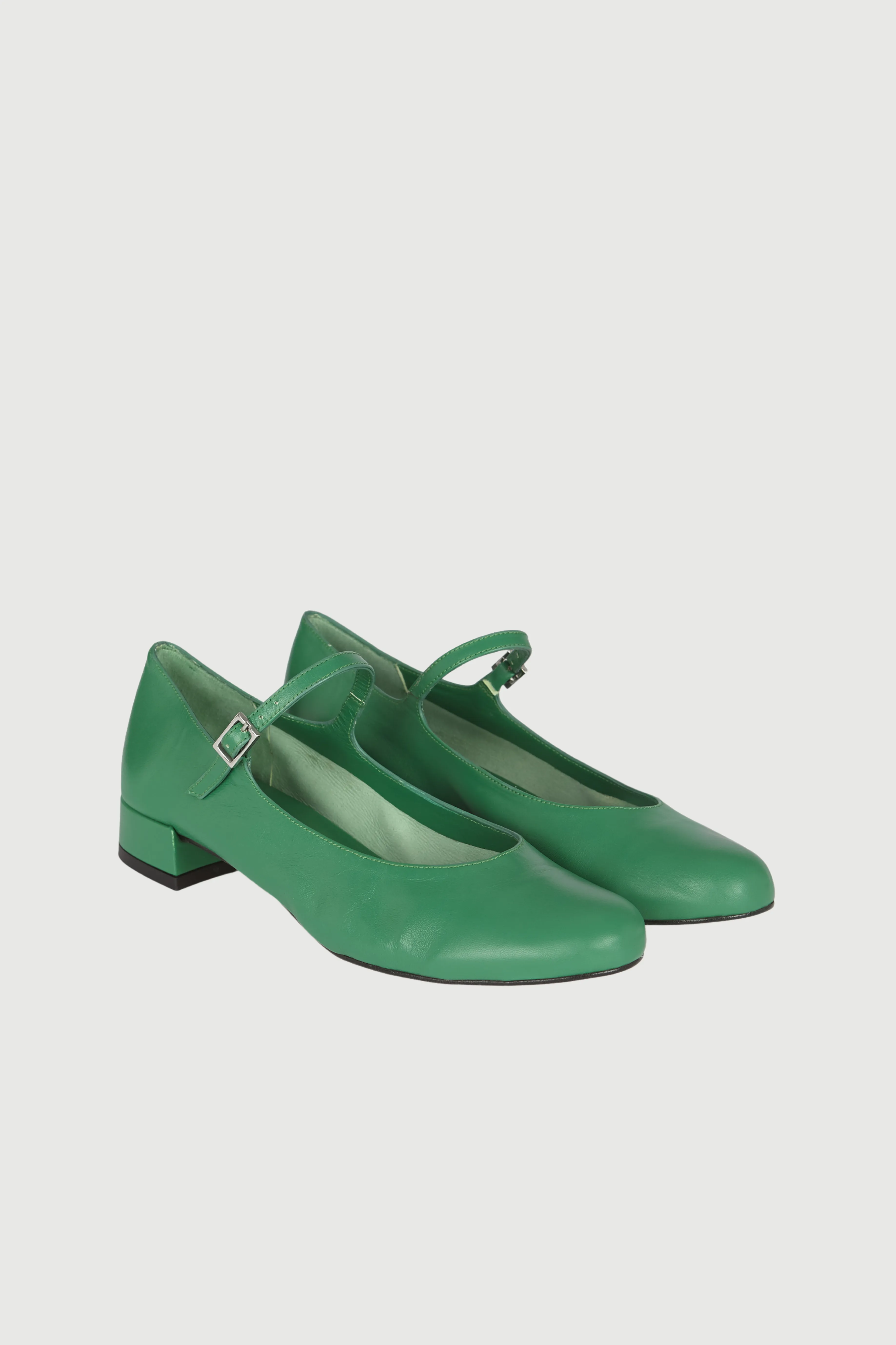 Emilia Mary Janes in Grass-coloured Leather Cooling