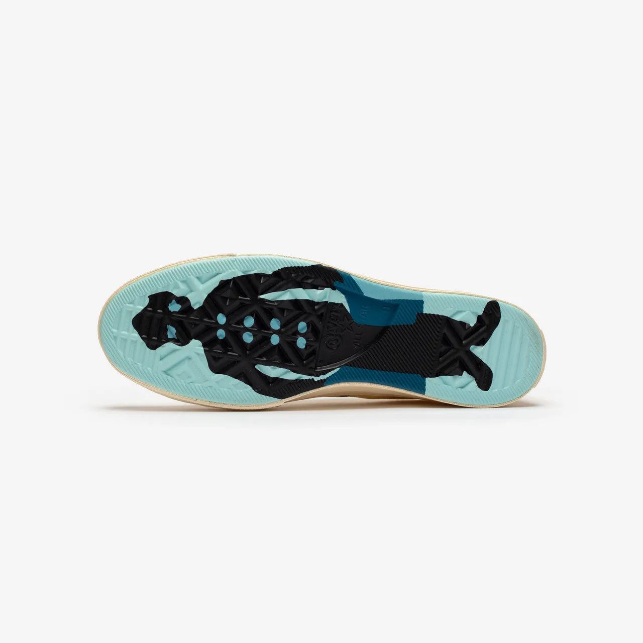 Darryl Chuck 70 x GOLF le FLEUR* most walking Tan