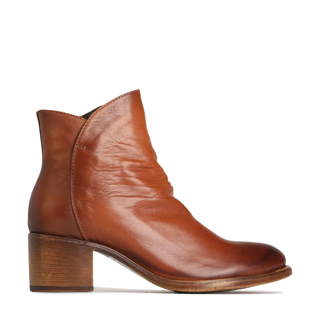 Outdoor Footwear ROBBI