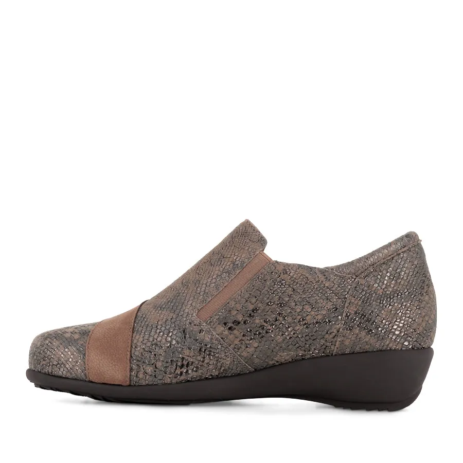 SAGE XF - TAUPE MULTI LEATHER Daily Slip-ons spring fresh