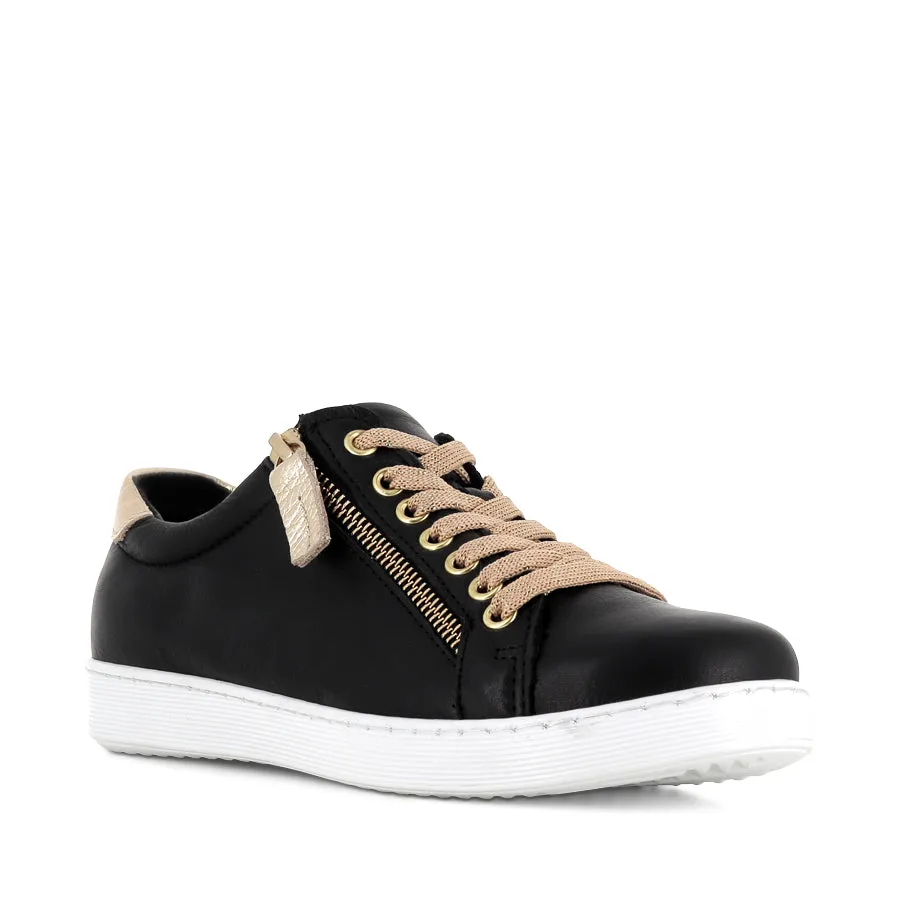 TOKEN FRESH - BLACK/GOLD LEATHER Light Steps Grounded Footbed